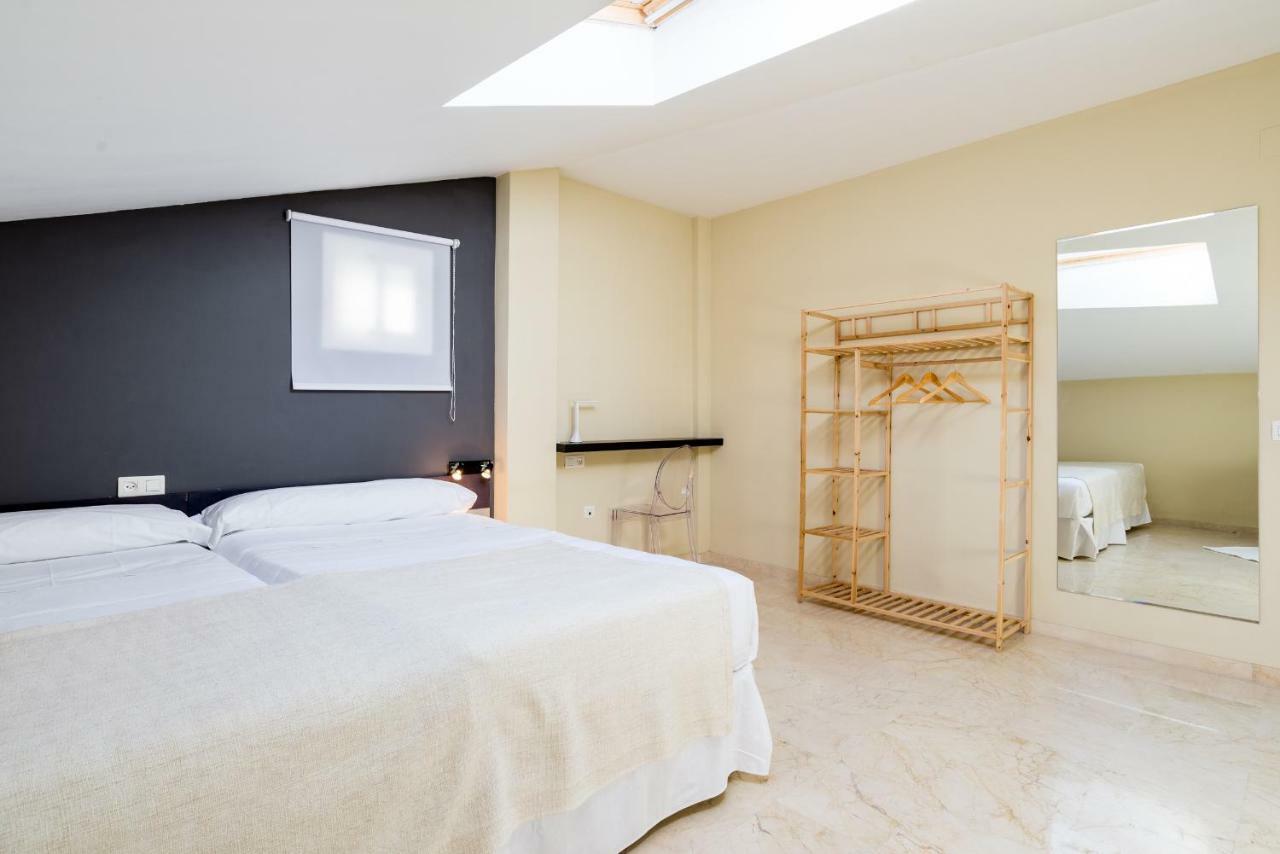 Апартаменты Gr3-Renovated Apt Next To Old Town With Cozy Terrace Малага Экстерьер фото